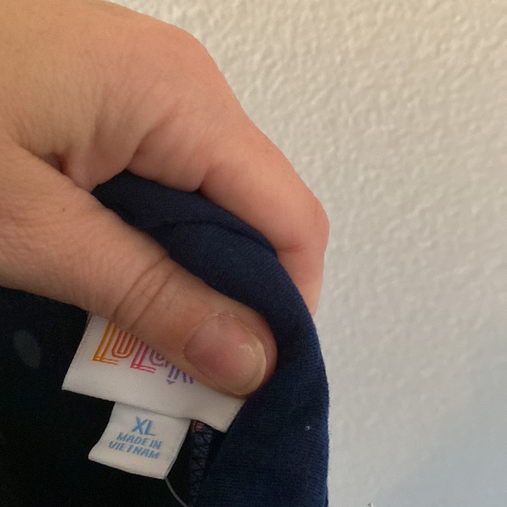 NWT Lularoe Amber Hoodie, size XL - Picture 2 of 4